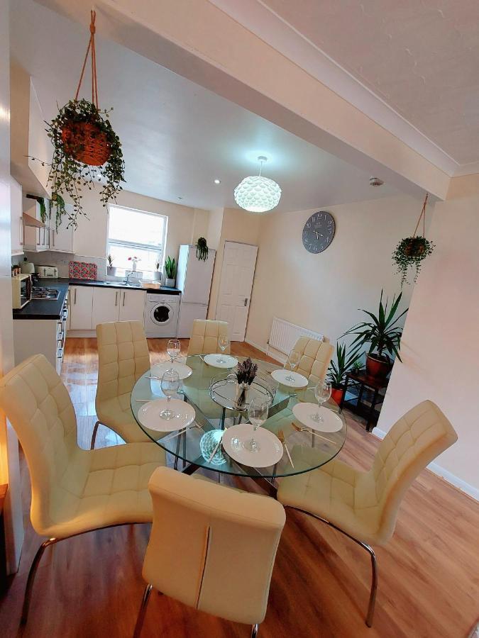Elegant And Central Two Bedrooms House Bristol Exterior foto