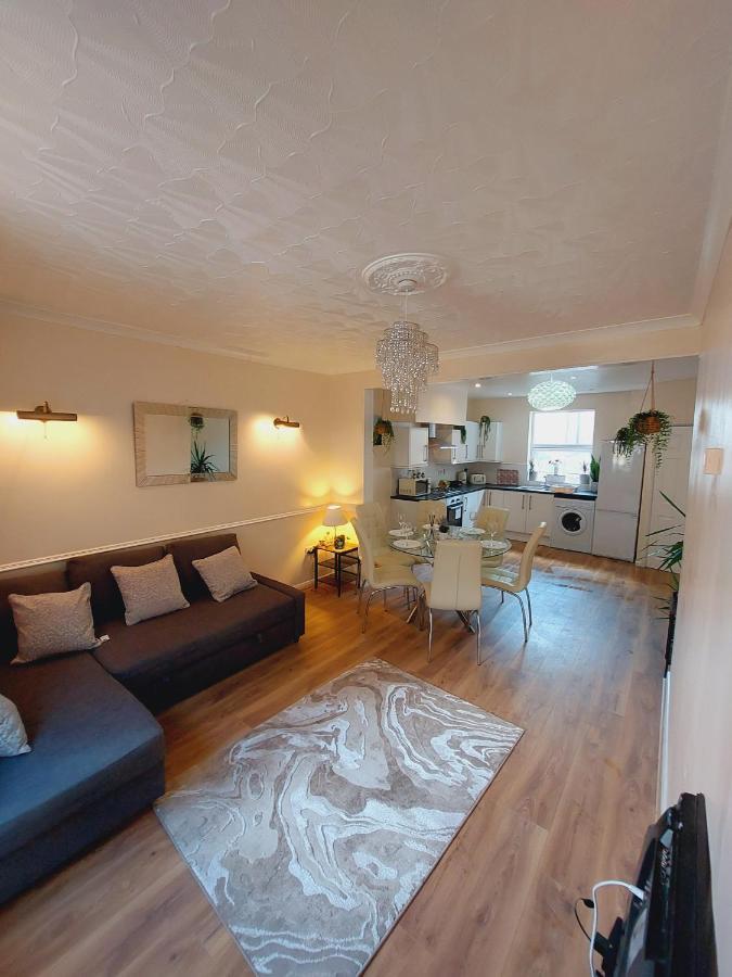 Elegant And Central Two Bedrooms House Bristol Exterior foto